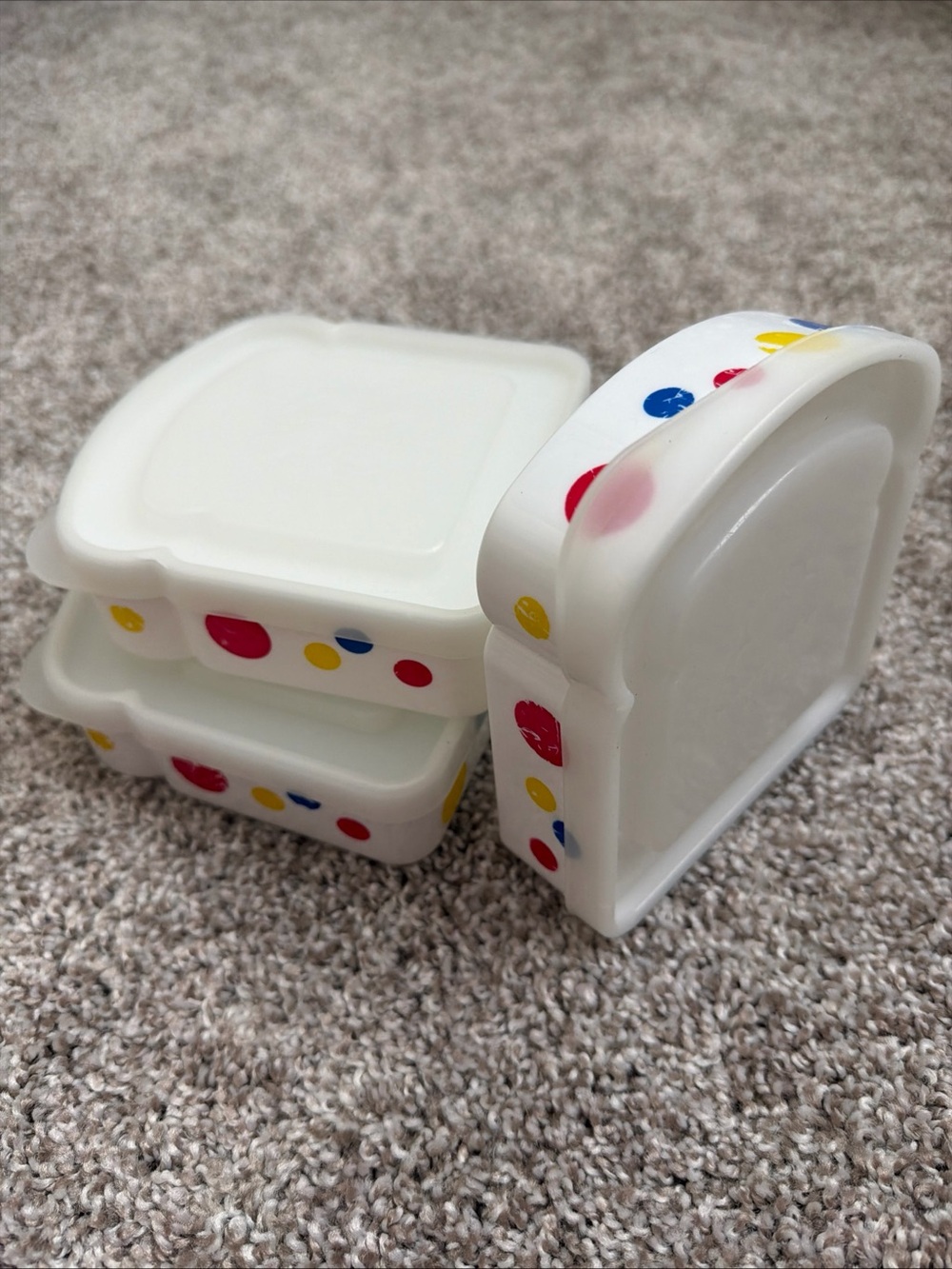 VTG 2006 Wonder Bread White Polka Dot Food Storage Set - Multi-Color Dots